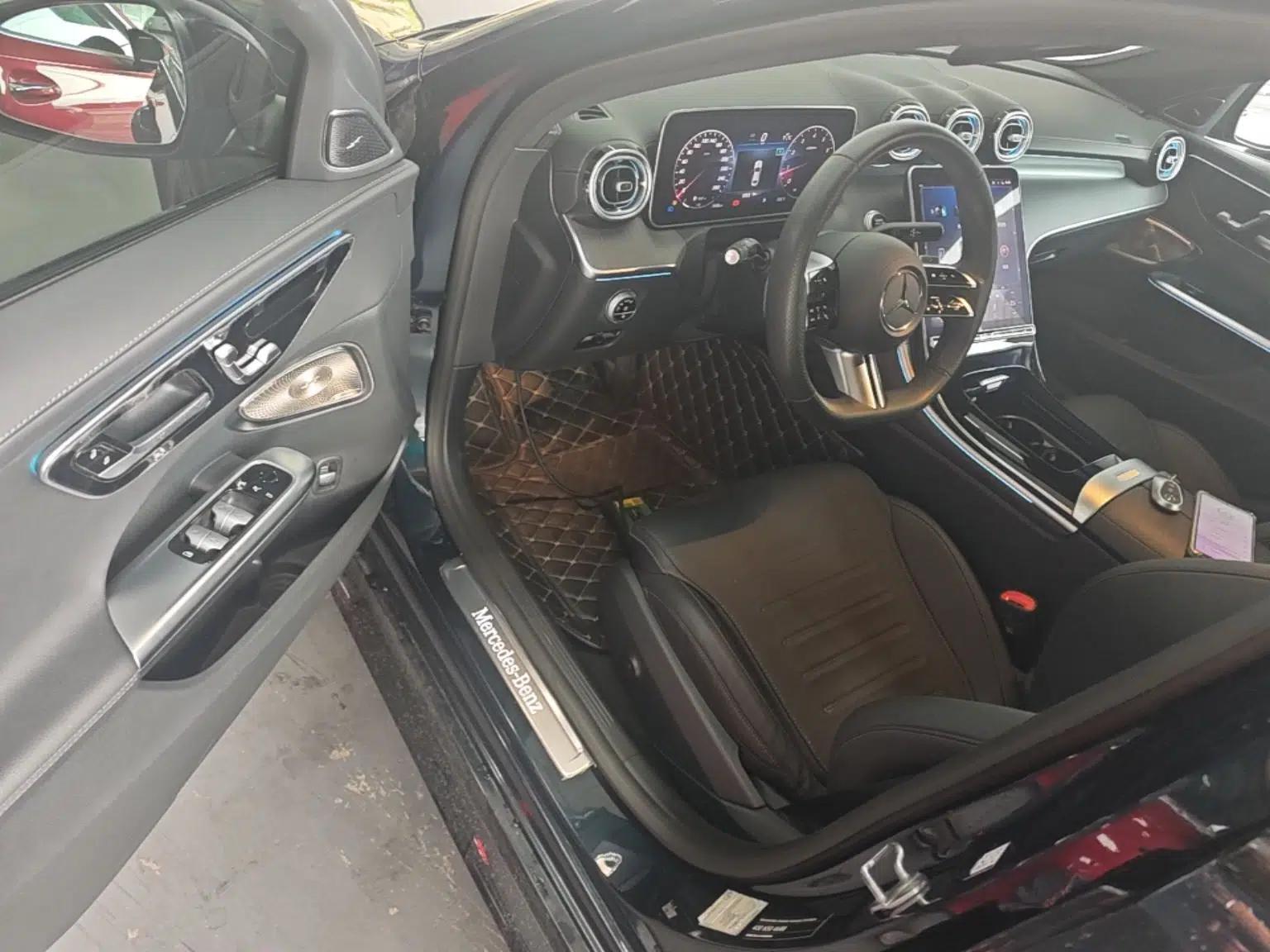 Mercedes-Benz C-Class 2023 Restyled C 260 L Night Edition Sports Version — миниатюра 23