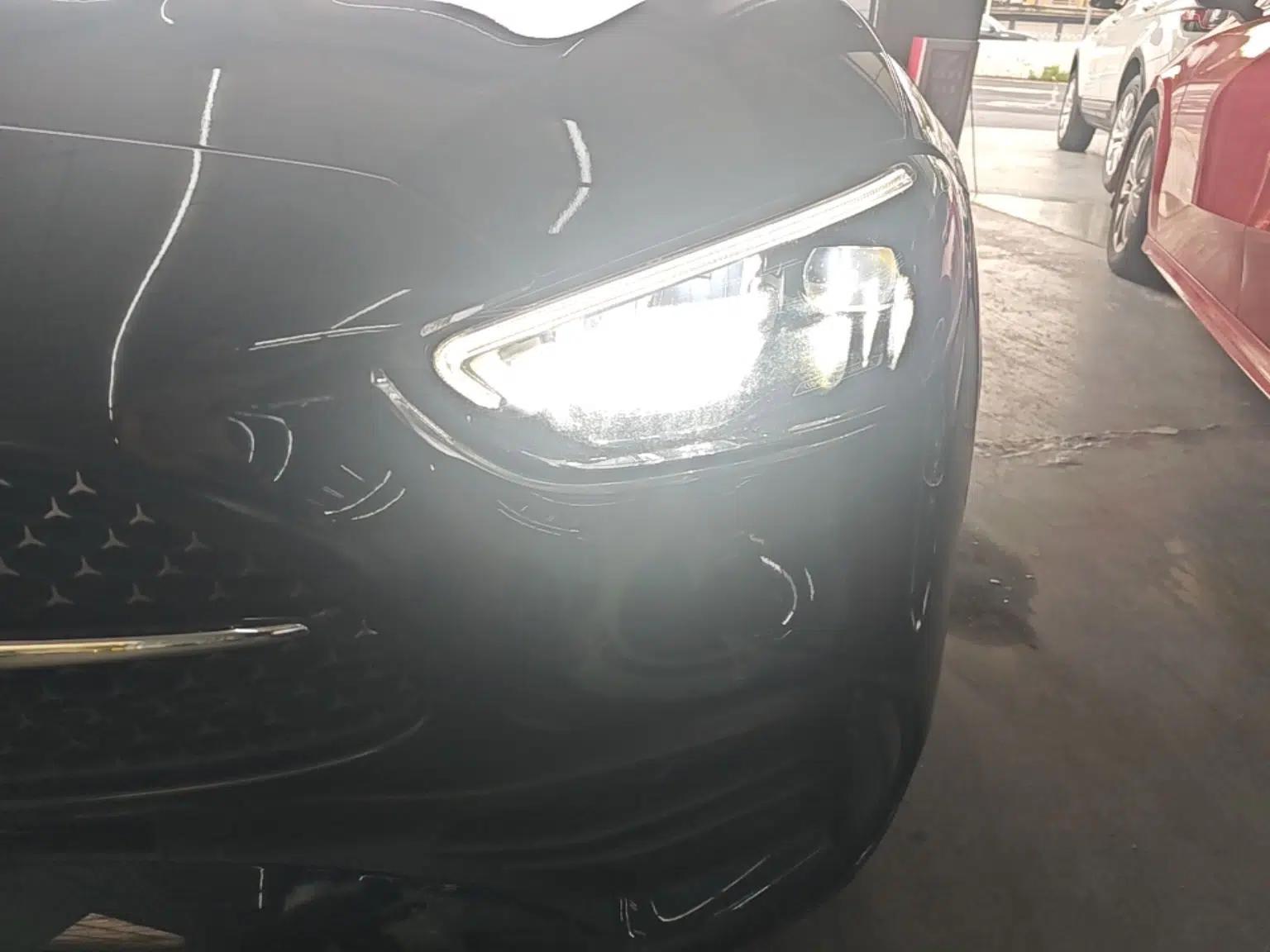 Mercedes-Benz C-Class 2023 Restyled C 260 L Night Edition Sports Version — миниатюра 8