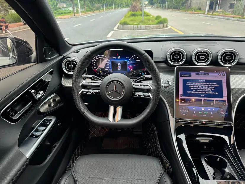 Mercedes-Benz C-Class 2023 Restyled C 260 L Night Edition Sports Version — миниатюра 12
