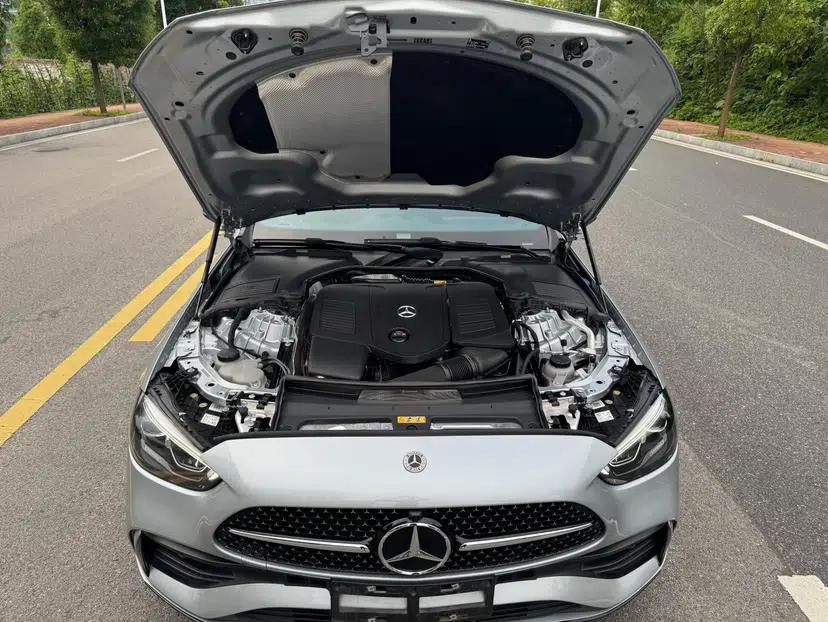 Mercedes-Benz C-Class 2023 Restyled C 260 L Night Edition Sports Version — миниатюра 16