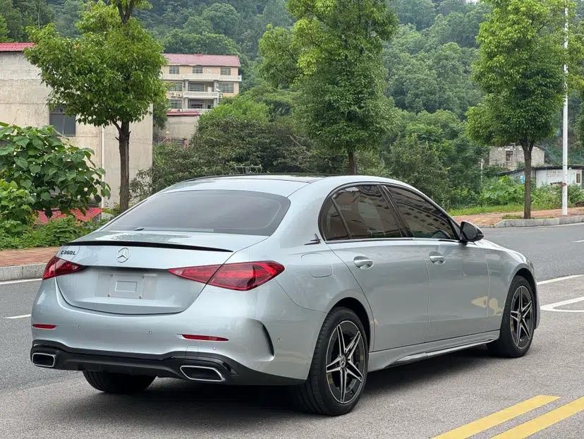 Mercedes-Benz C-Class 2023 Restyled C 260 L Night Edition Sports Version — миниатюра 8