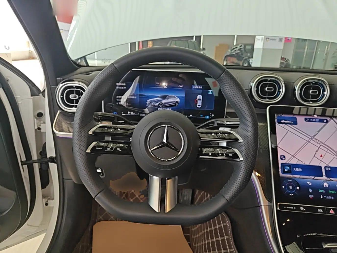 Mercedes-Benz C-Class 2025 C 260 L Obsidian Night Sport Edition — миниатюра 13