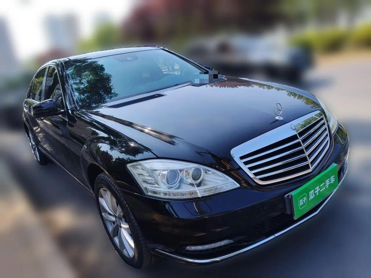 Mercedes-Benz S-Class 2010 S 300 L Luxury Model — миниатюра 3