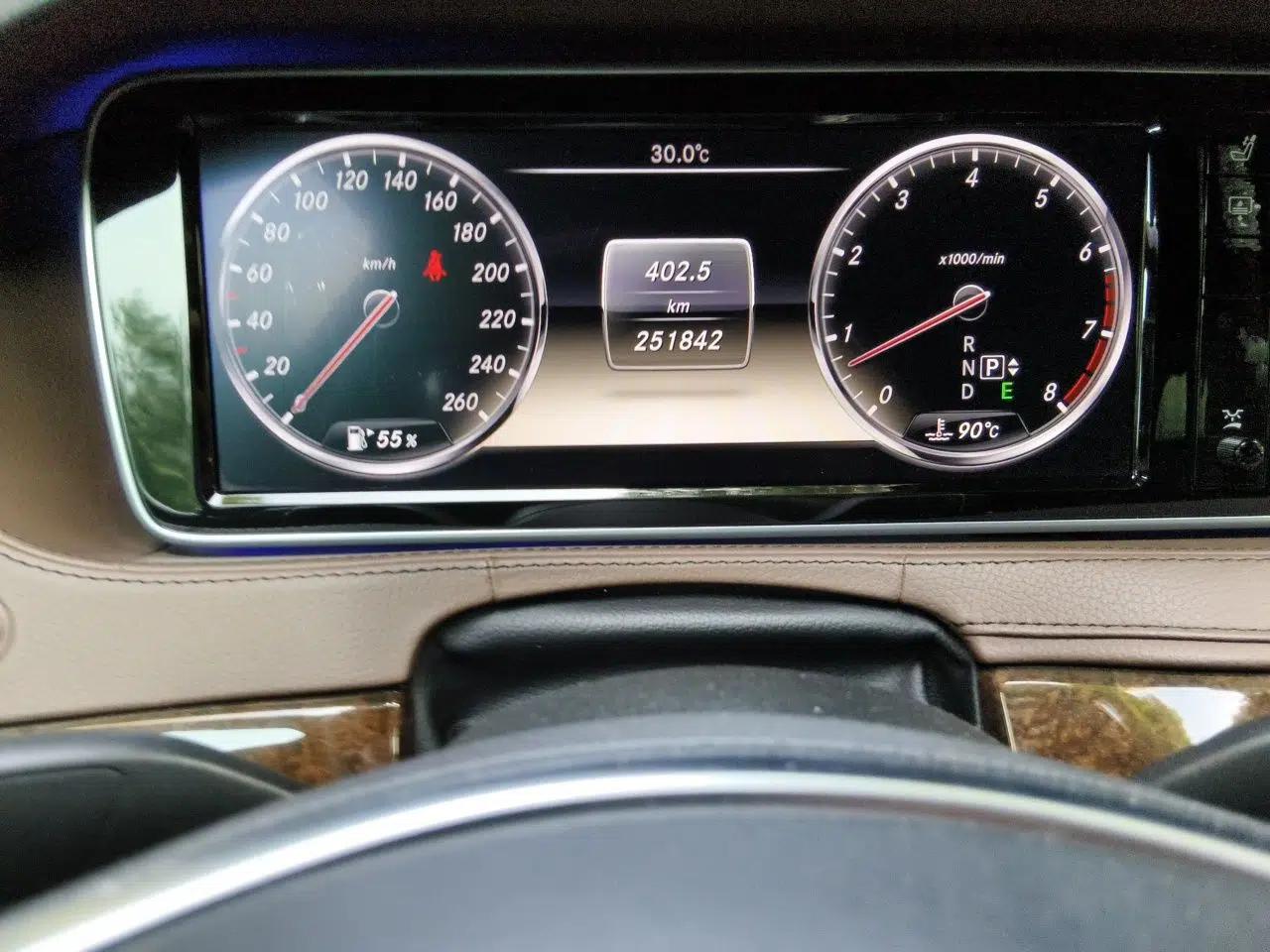Mercedes-Benz S-Class 2014 S 400 L Luxury Model — миниатюра 12