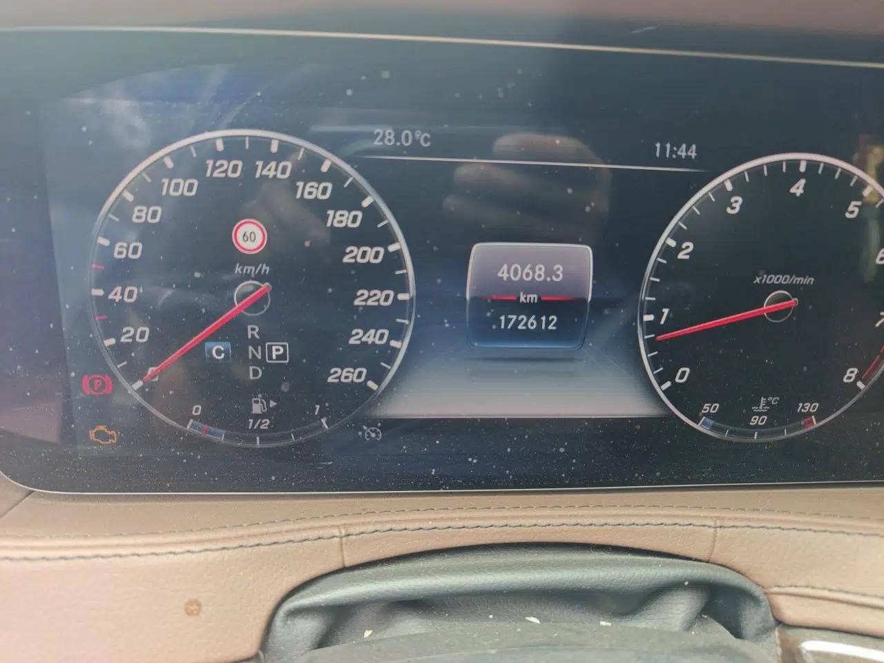 Mercedes-Benz S-Class 2018 S 320 L — миниатюра 11