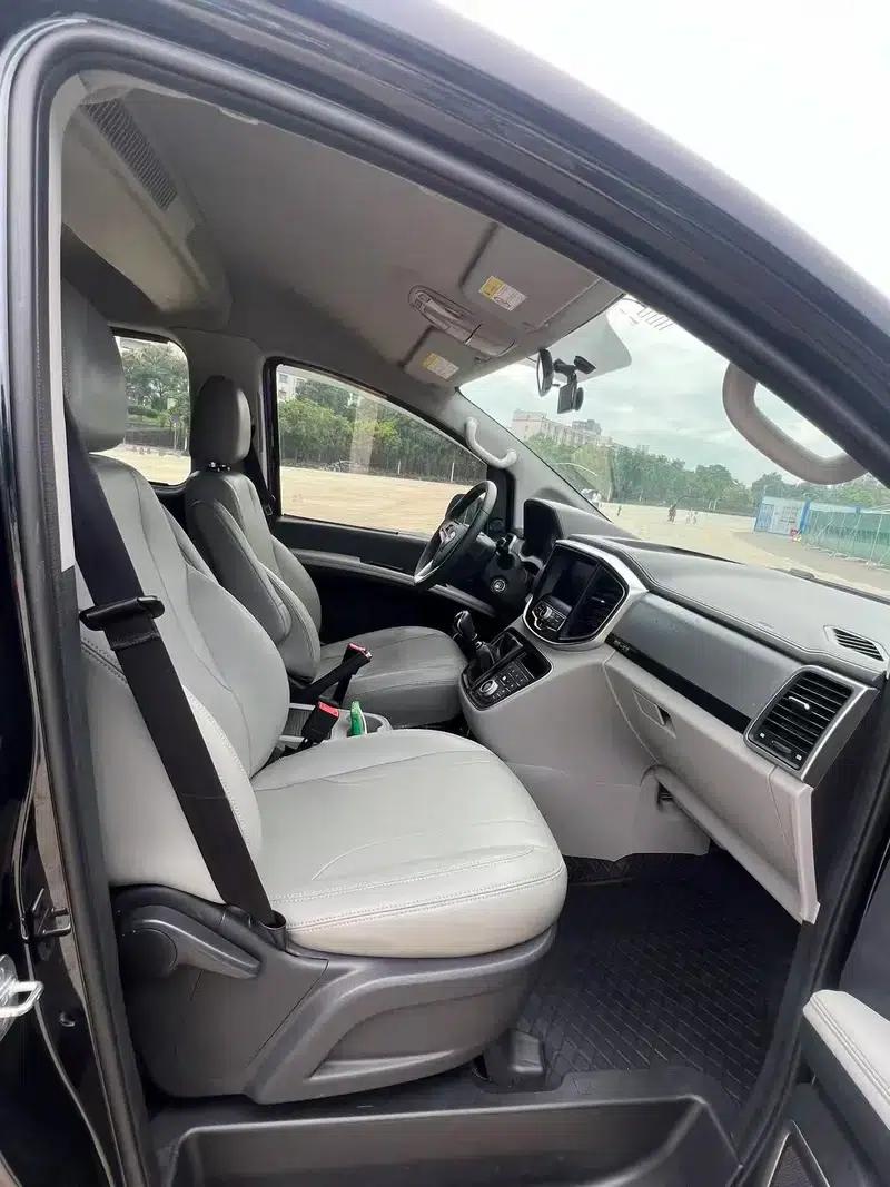 Refine M4 2019 Business Travel Series 1.9T Diesel Manual Business Model — миниатюра 9
