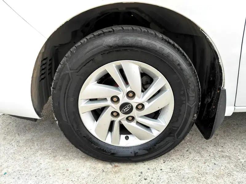 Refine M4 2017 1.9T Diesel Manual Deluxe Smart Edition — миниатюра 11