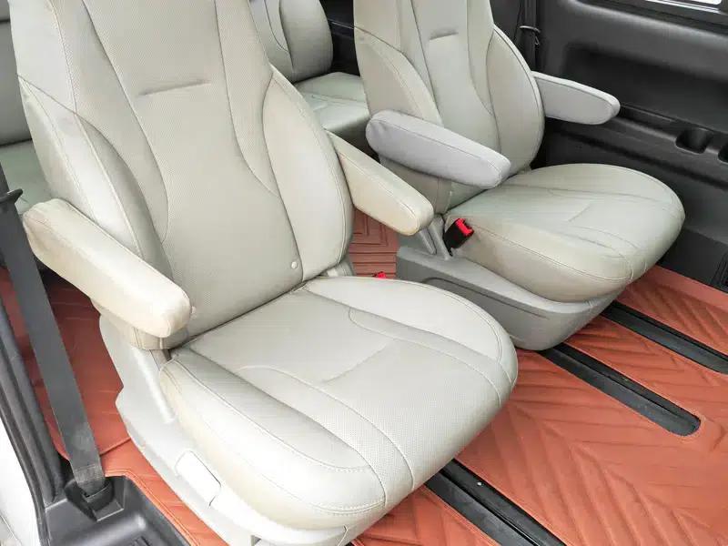 Refine M4 2017 1.9T Diesel Manual Deluxe Smart Edition — миниатюра 30
