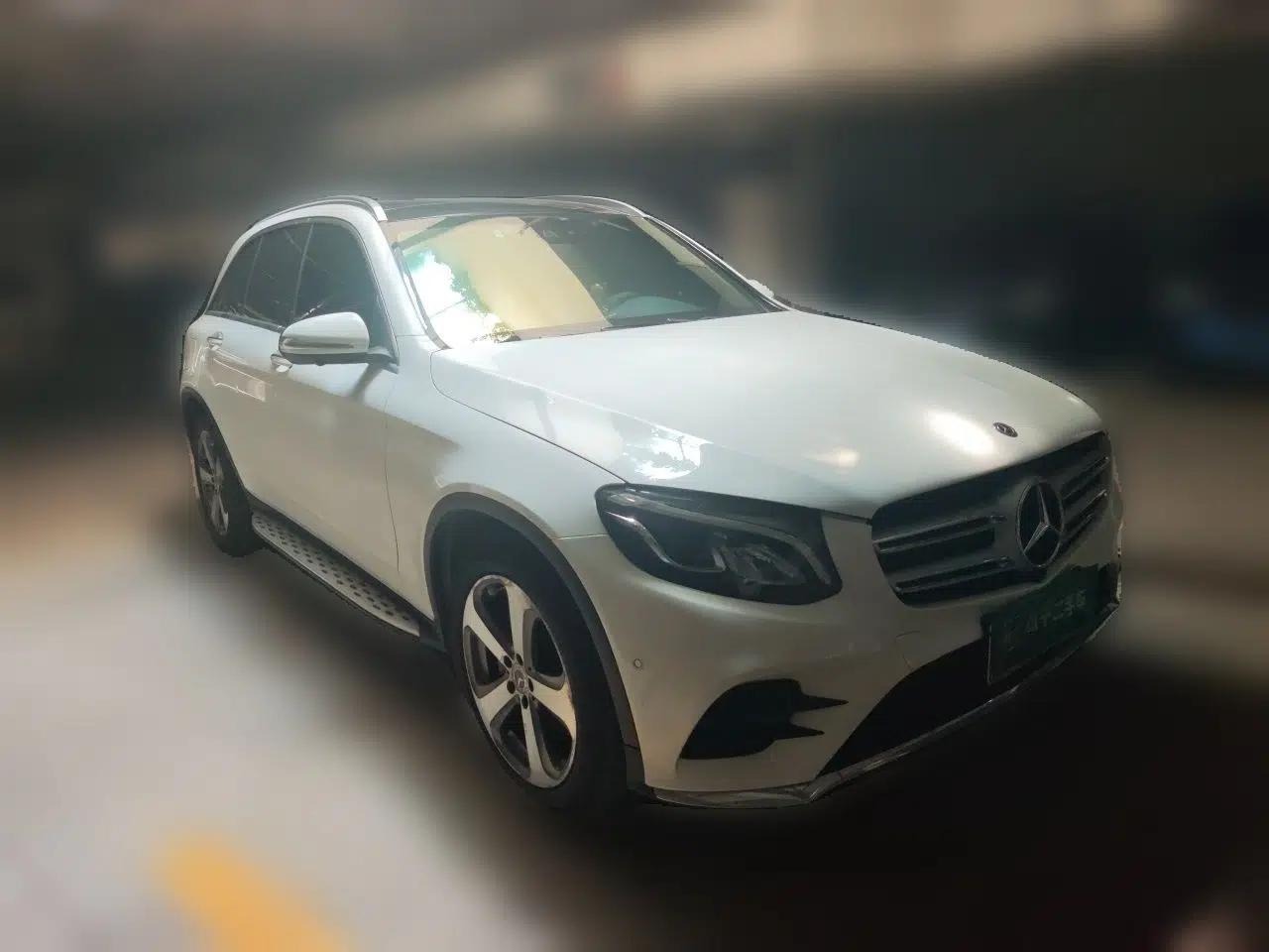 Mercedes-Benz GLC 2017 GLC 260 4MATIC Luxury Model — миниатюра 3