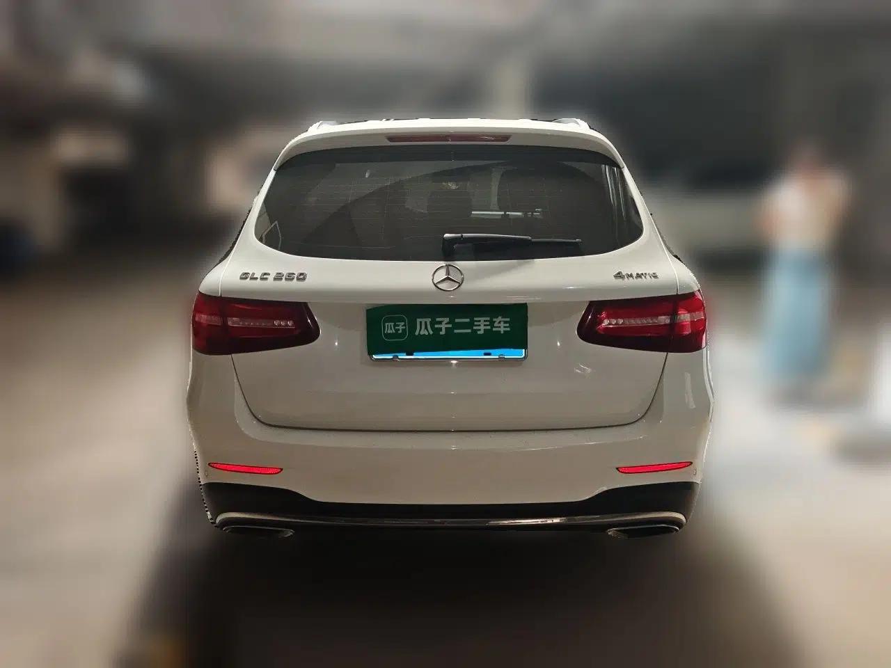 Mercedes-Benz GLC 2017 GLC 260 4MATIC Luxury Model — миниатюра 5