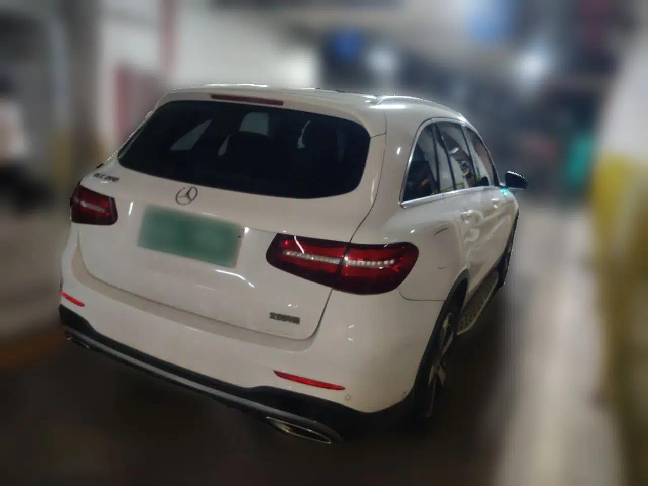 Mercedes-Benz GLC 2017 GLC 260 4MATIC Luxury Model — миниатюра 6