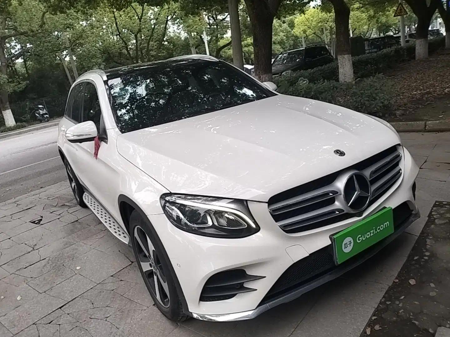 Mercedes-Benz GLC 2019 GLC 260 4MATIC Luxury Model — миниатюра 12