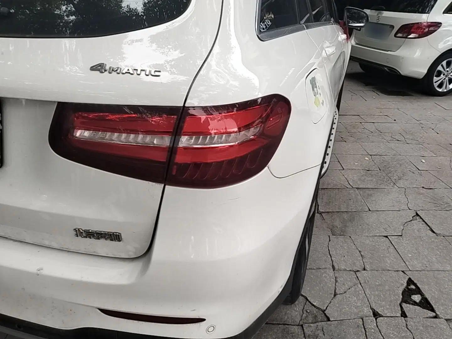 Mercedes-Benz GLC 2019 GLC 260 4MATIC Luxury Model — миниатюра 9