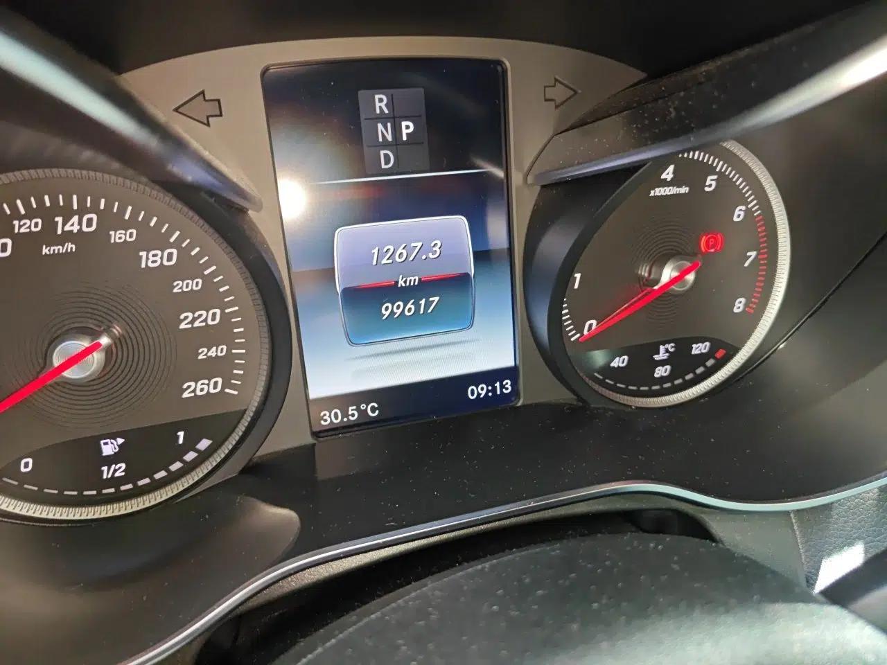 Mercedes-Benz GLC 2019 GLC 260 L 4MATIC Dynamic Model — миниатюра 12