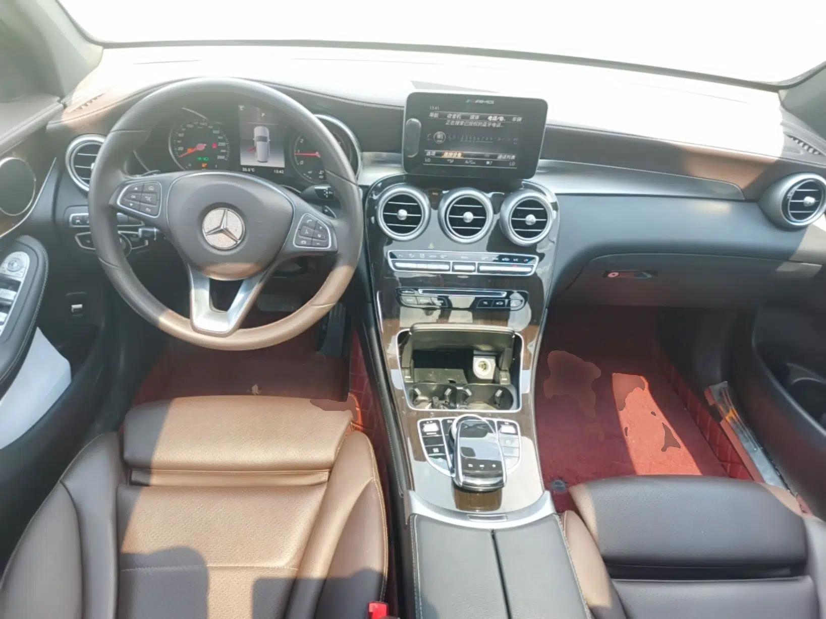 Mercedes-Benz GLC 2018 Facelift GLC 260 4MATIC Luxury Edition — миниатюра 12