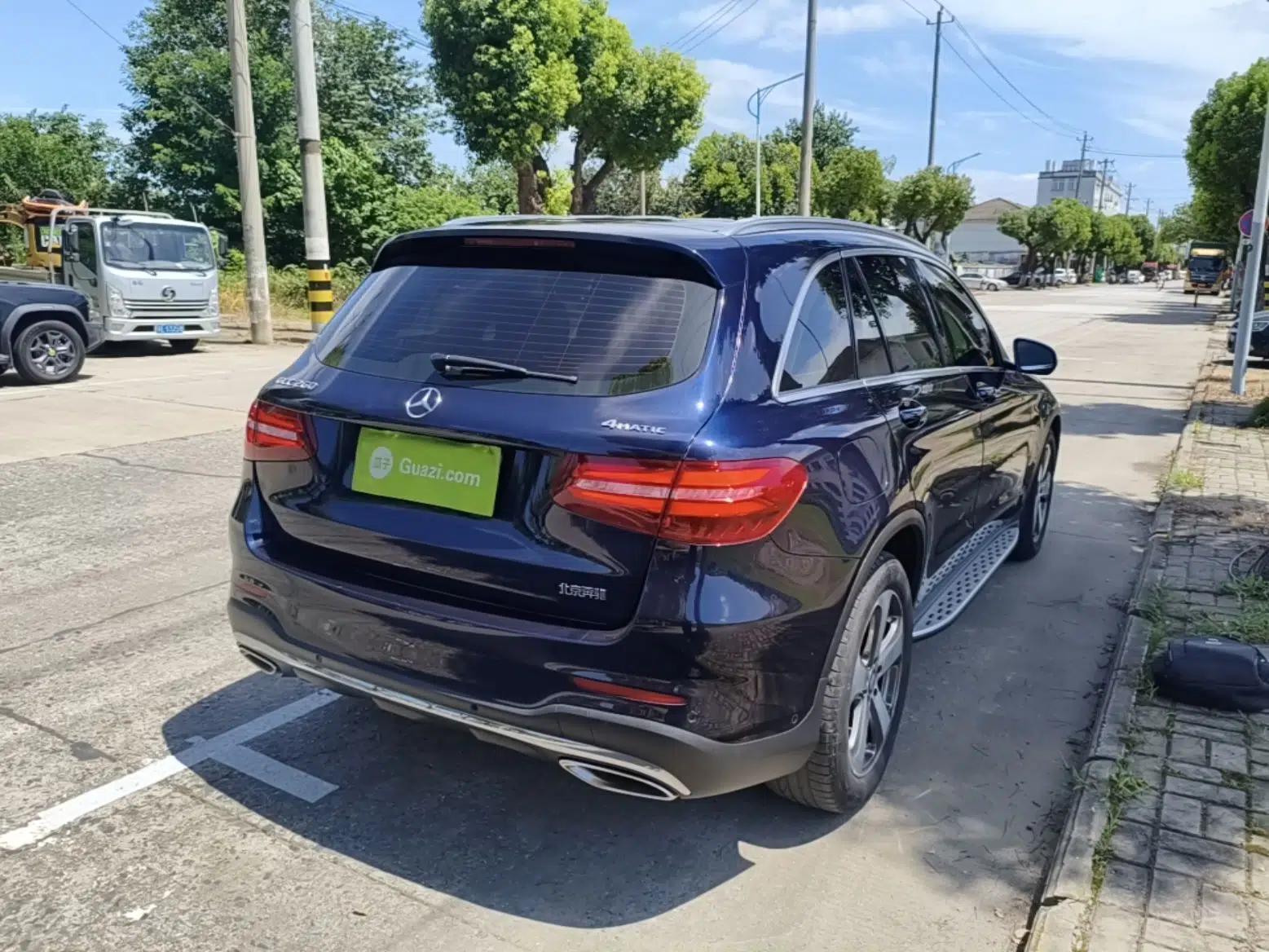 Mercedes-Benz GLC 2017 GLC 260 4MATIC Luxury Model — миниатюра 6
