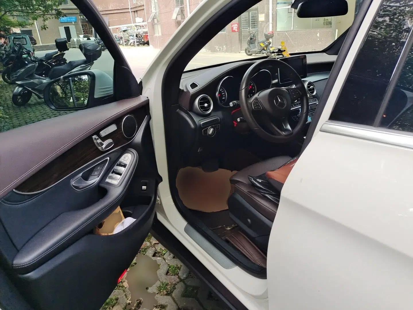 Mercedes-Benz GLC 2018 Facelifted GLC 260 4MATIC Dynamic Edition — миниатюра 16