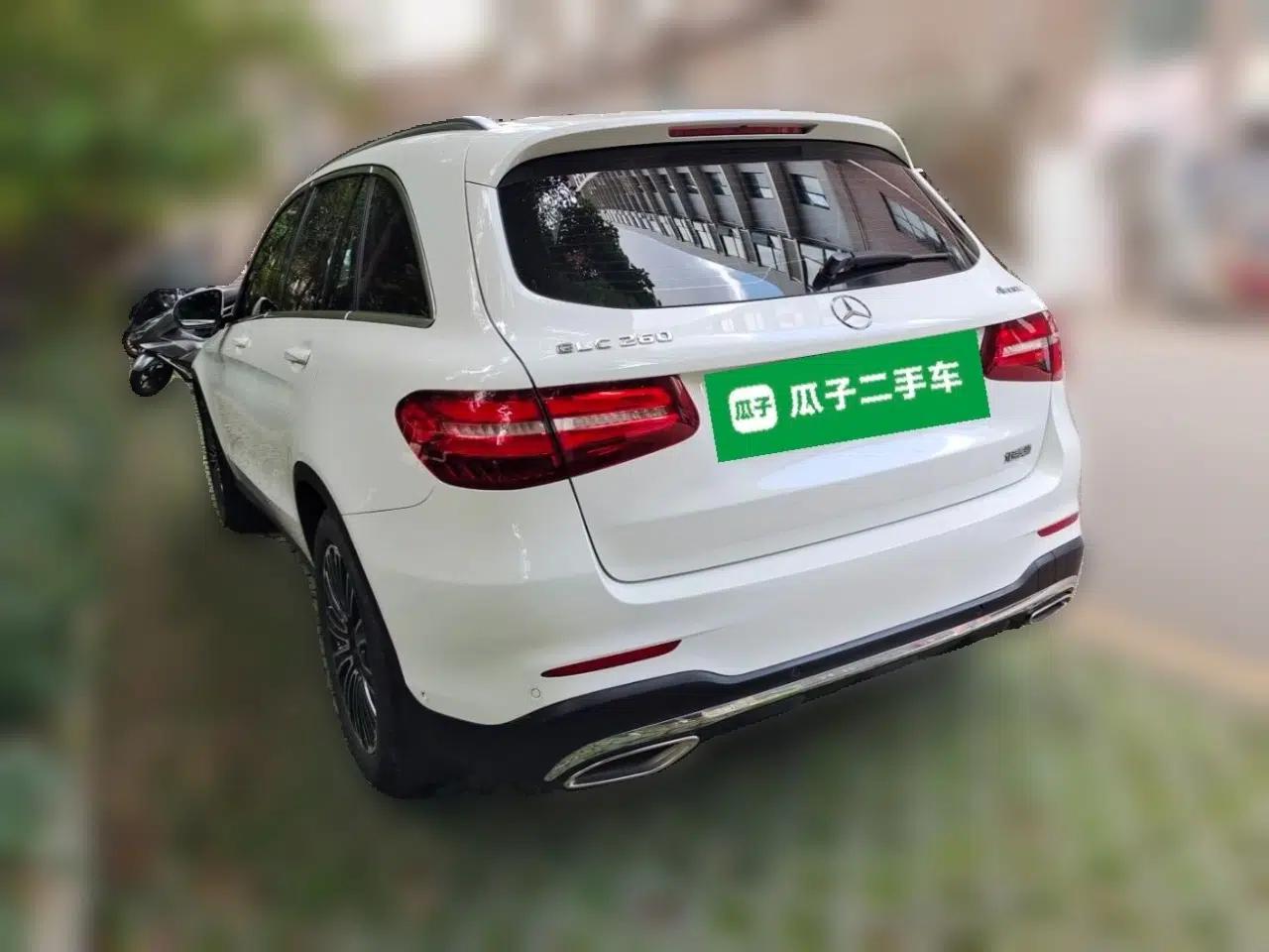 Mercedes-Benz GLC 2018 Facelifted GLC 260 4MATIC Dynamic Edition — миниатюра 4