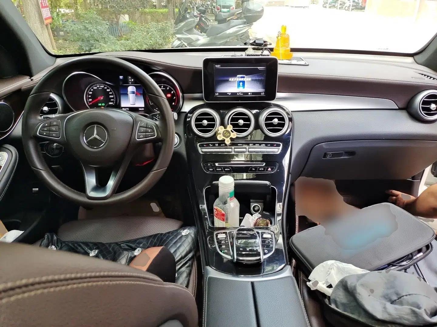 Mercedes-Benz GLC 2018 Facelifted GLC 260 4MATIC Dynamic Edition — миниатюра 9