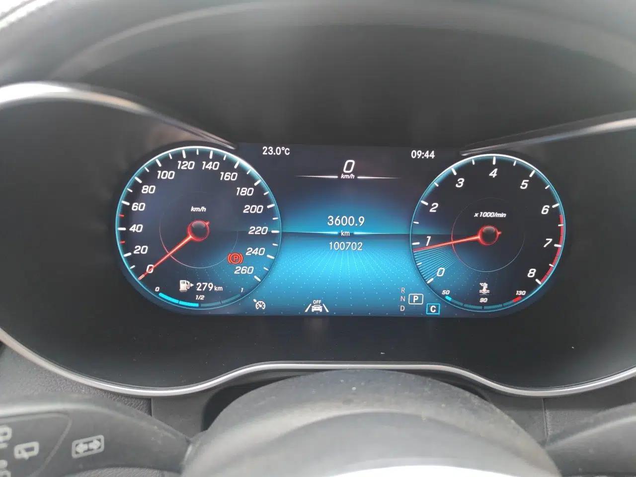 Mercedes-Benz GLC 2020 GLC 300 L 4MATIC Dynamic Edition — миниатюра 12