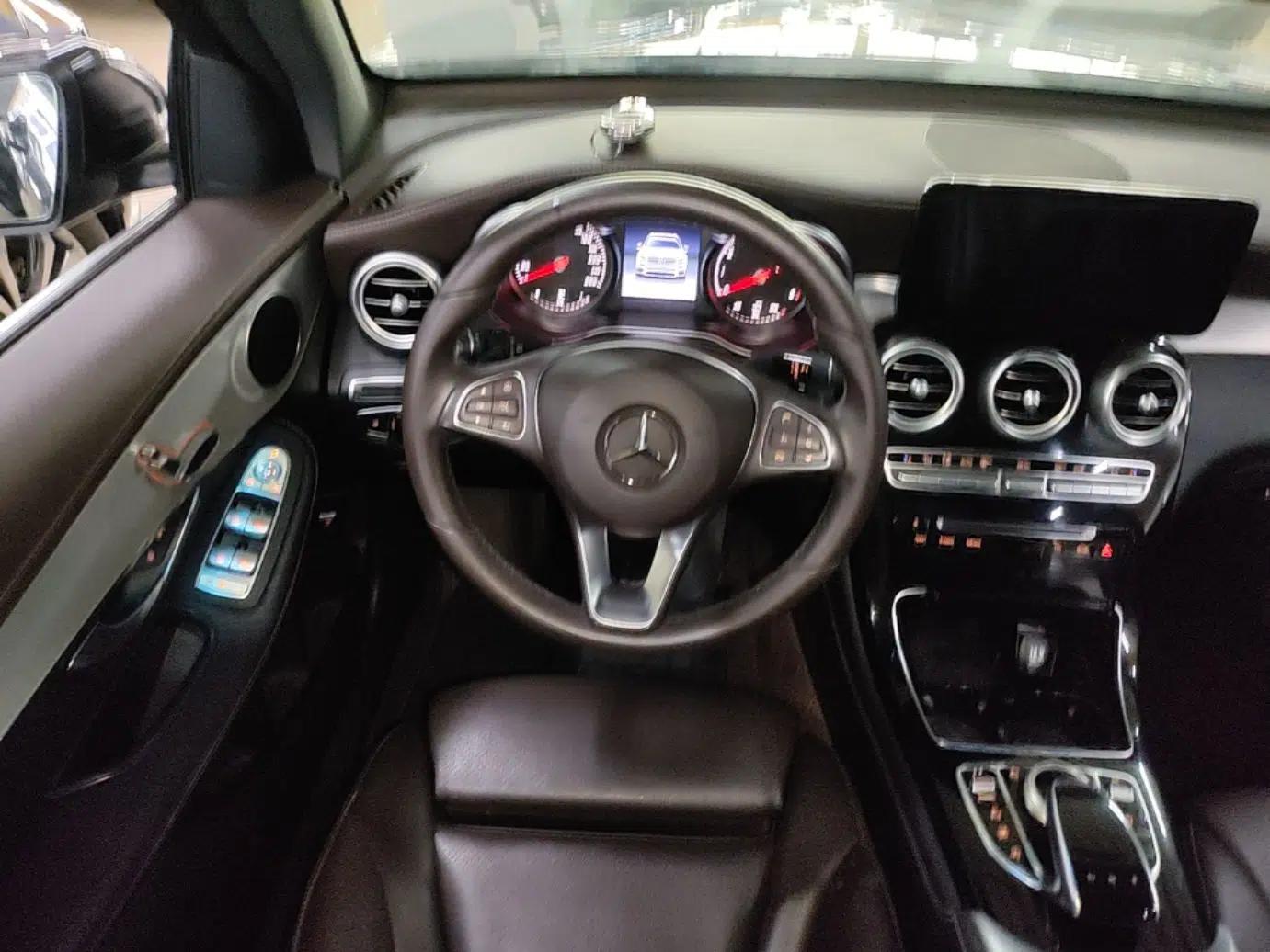 Mercedes-Benz GLC 2019 GLC 200 L 4MATIC — миниатюра 13