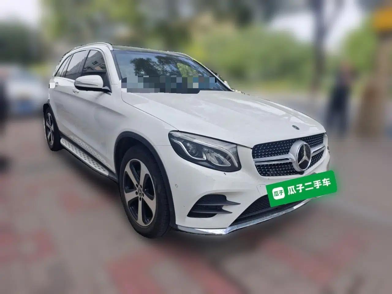 Mercedes-Benz GLC 2019 GLC 260 L 4MATIC Luxury Model — миниатюра 3