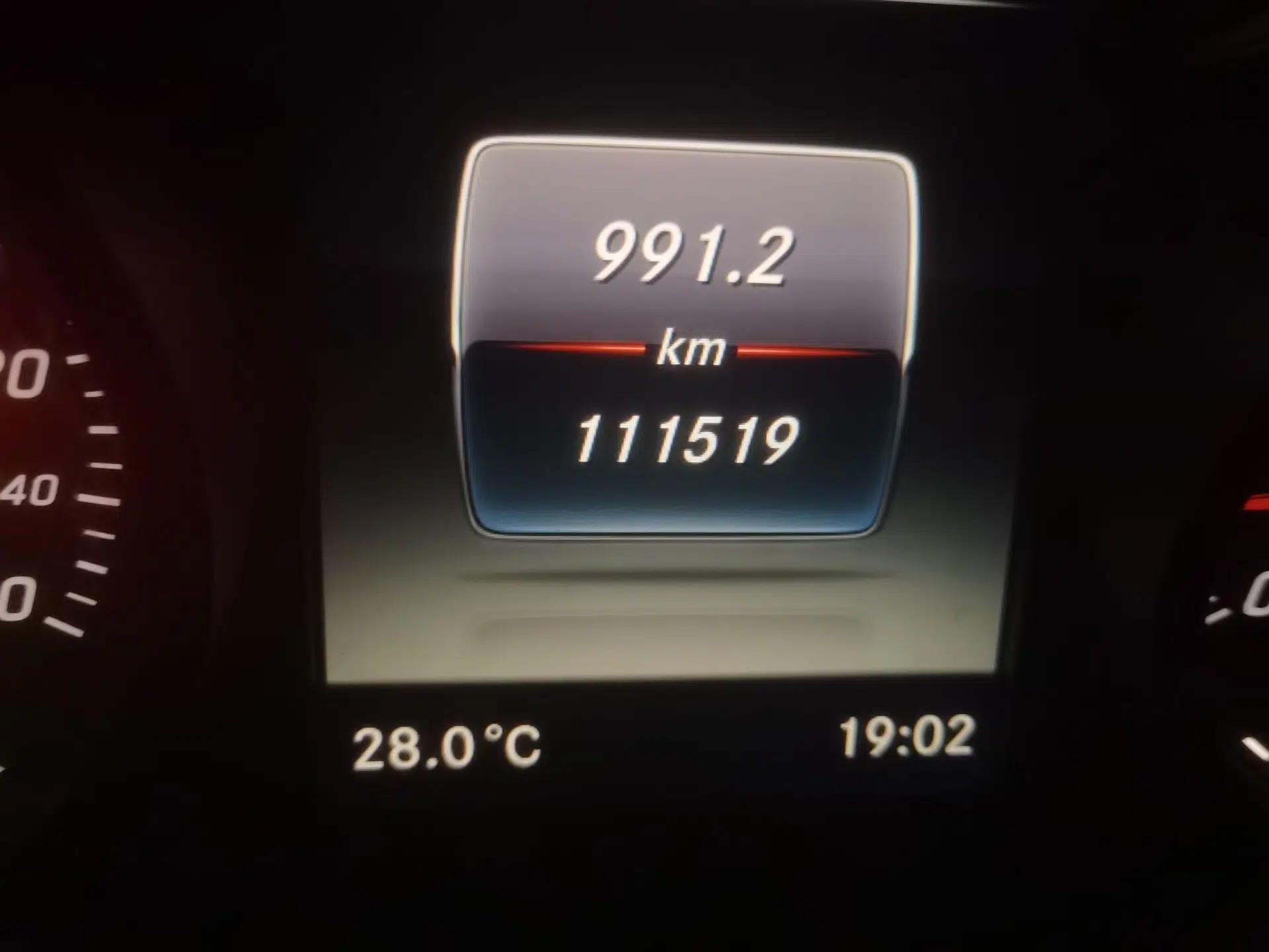 Mercedes-Benz GLC 2018 GLC 300 4MATIC Sport Edition — миниатюра 12