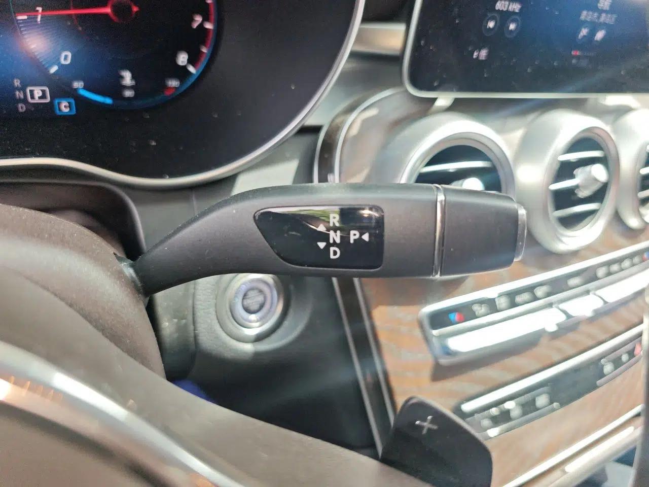 Mercedes-Benz GLC 2020 GLC 260 L 4MATIC Luxury Model — миниатюра 14