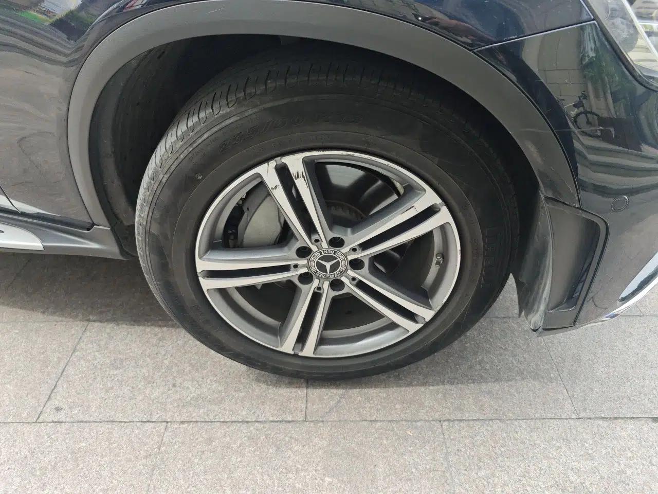 Mercedes-Benz GLC 2020 GLC 260 L 4MATIC Luxury Model — миниатюра 8