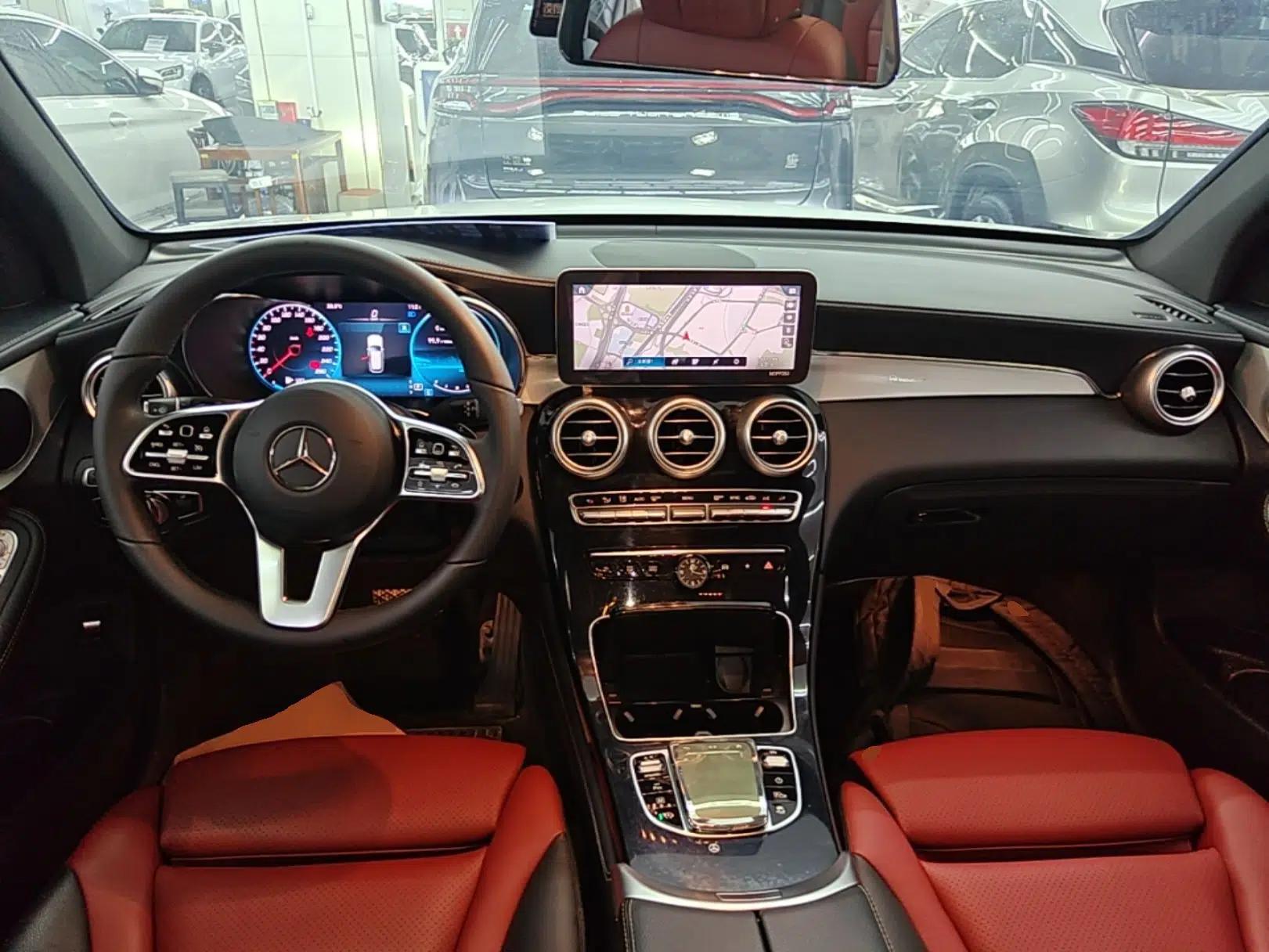 Mercedes-Benz GLC 2020 Facelifted GLC 260 L 4MATIC Dynamic Edition — миниатюра 12