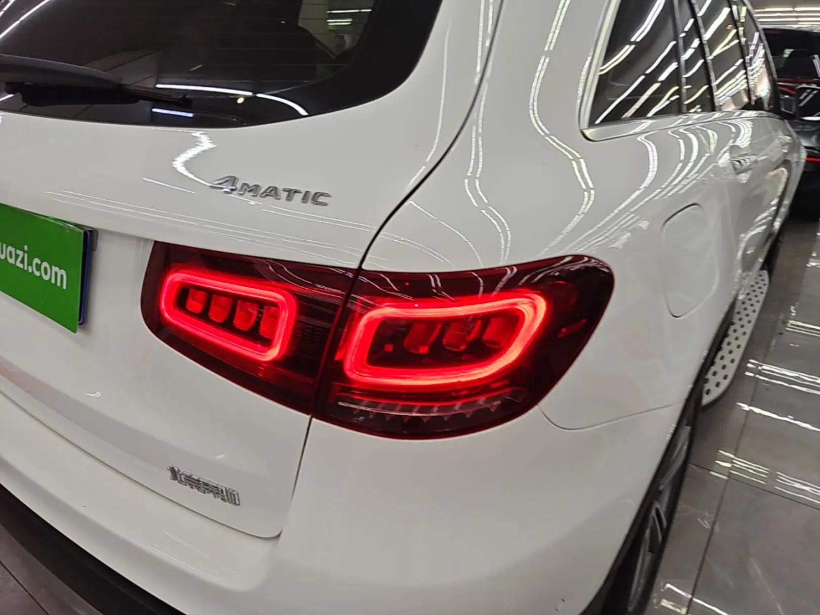Mercedes-Benz GLC 2020 Facelifted GLC 260 L 4MATIC Dynamic Edition — миниатюра 9