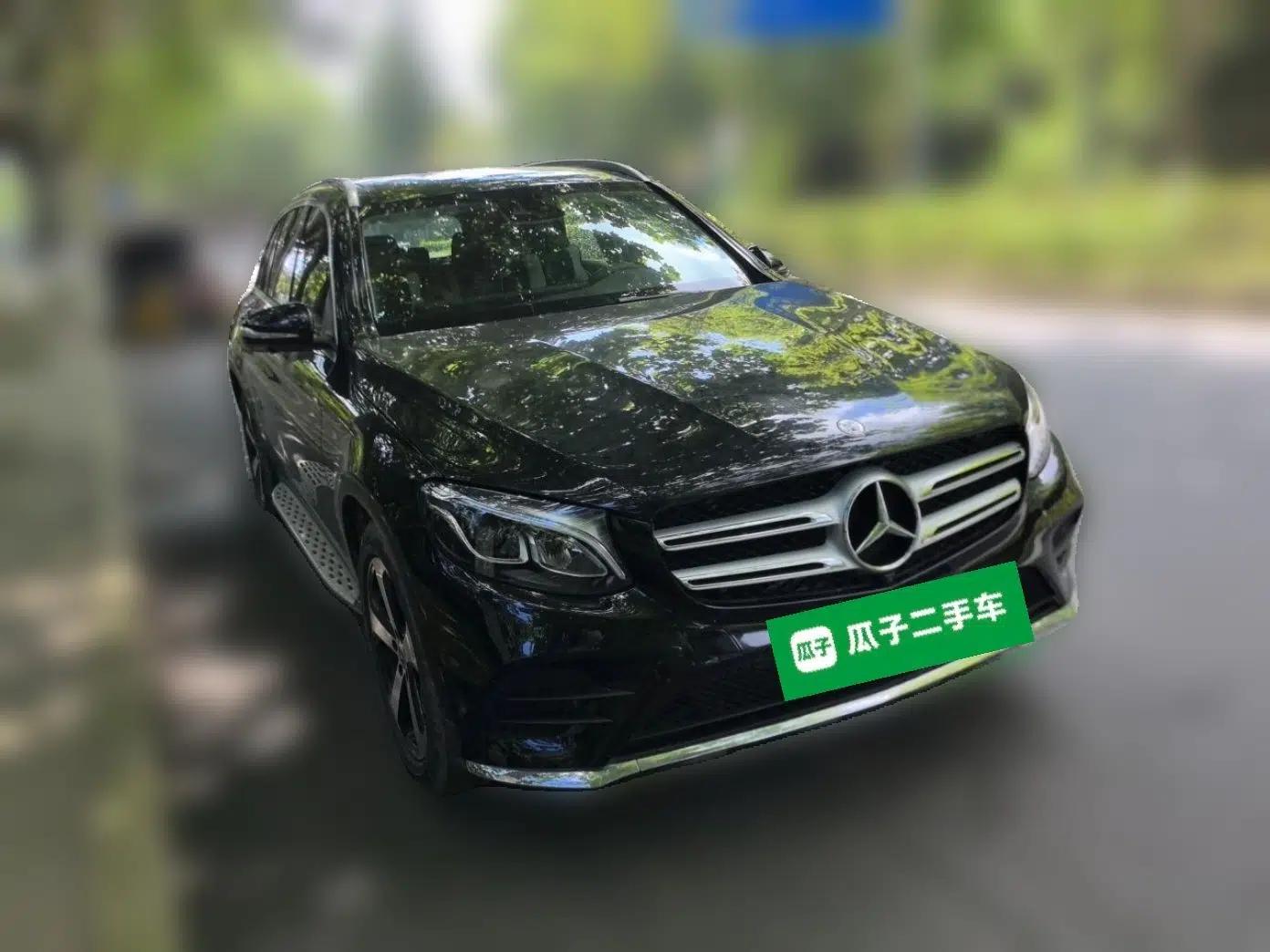 Mercedes-Benz GLC 2019 Facelift GLC 260 L 4MATIC Luxury Model — миниатюра 3