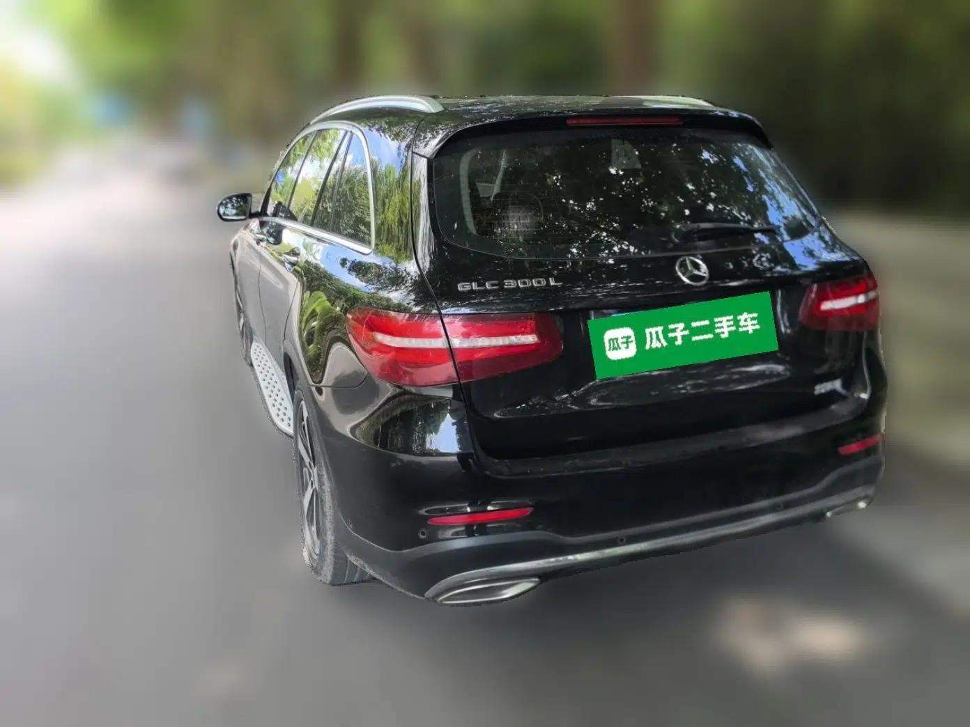 Mercedes-Benz GLC 2019 Facelift GLC 260 L 4MATIC Luxury Model — миниатюра 4