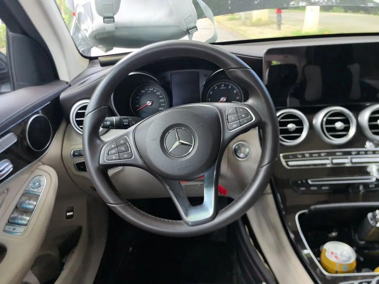 Mercedes-Benz GLC 2019 Facelift GLC 260 L 4MATIC Luxury Model — миниатюра 10