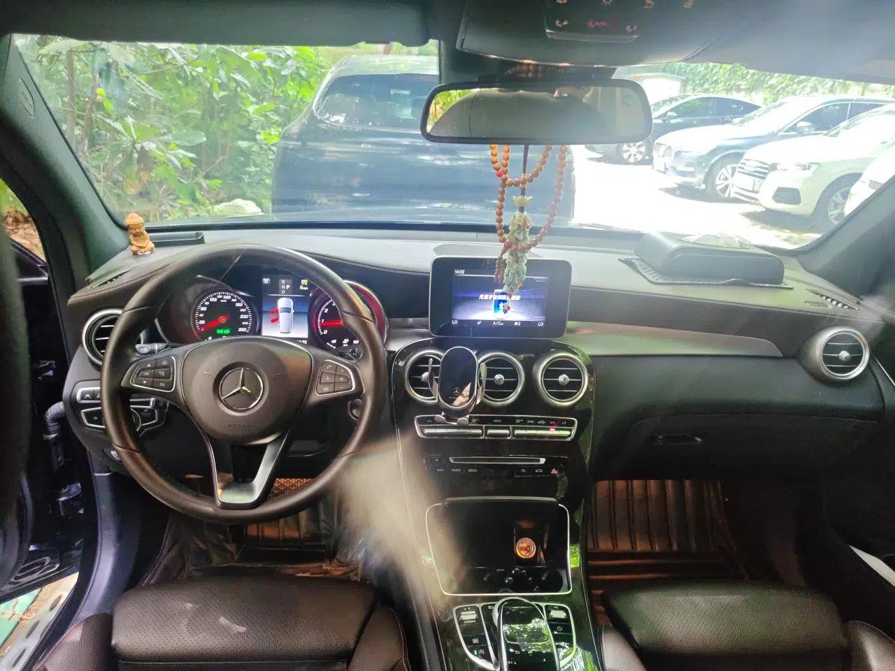 Mercedes-Benz GLC 2018 Facelift GLC 260 4MATIC Luxury Edition — миниатюра 9