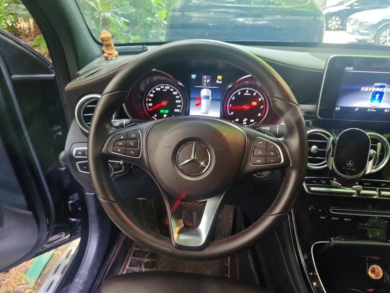 Mercedes-Benz GLC 2018 Facelift GLC 260 4MATIC Luxury Edition — миниатюра 10