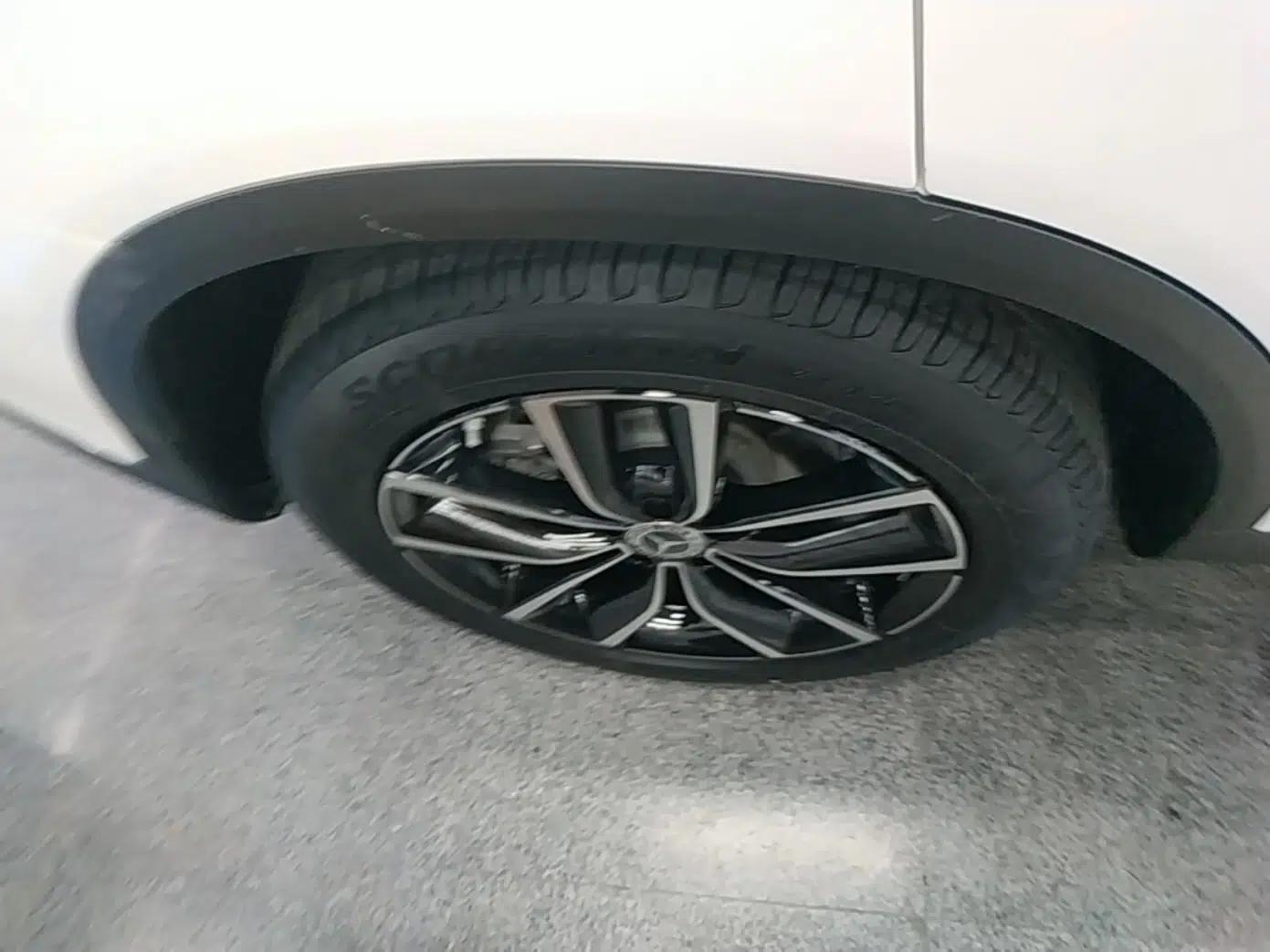 Mercedes-Benz GLC 2021 GLC 260 L 4MATIC Luxury Model — миниатюра 11