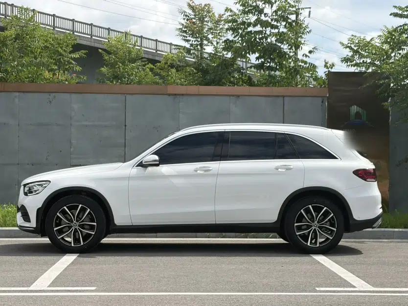 Mercedes-Benz GLC 2021 GLC 260 L 4MATIC Luxury Model — миниатюра 18