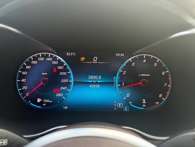 Mercedes-Benz GLC 2021 GLC 260 L 4MATIC Luxury Model — миниатюра 22