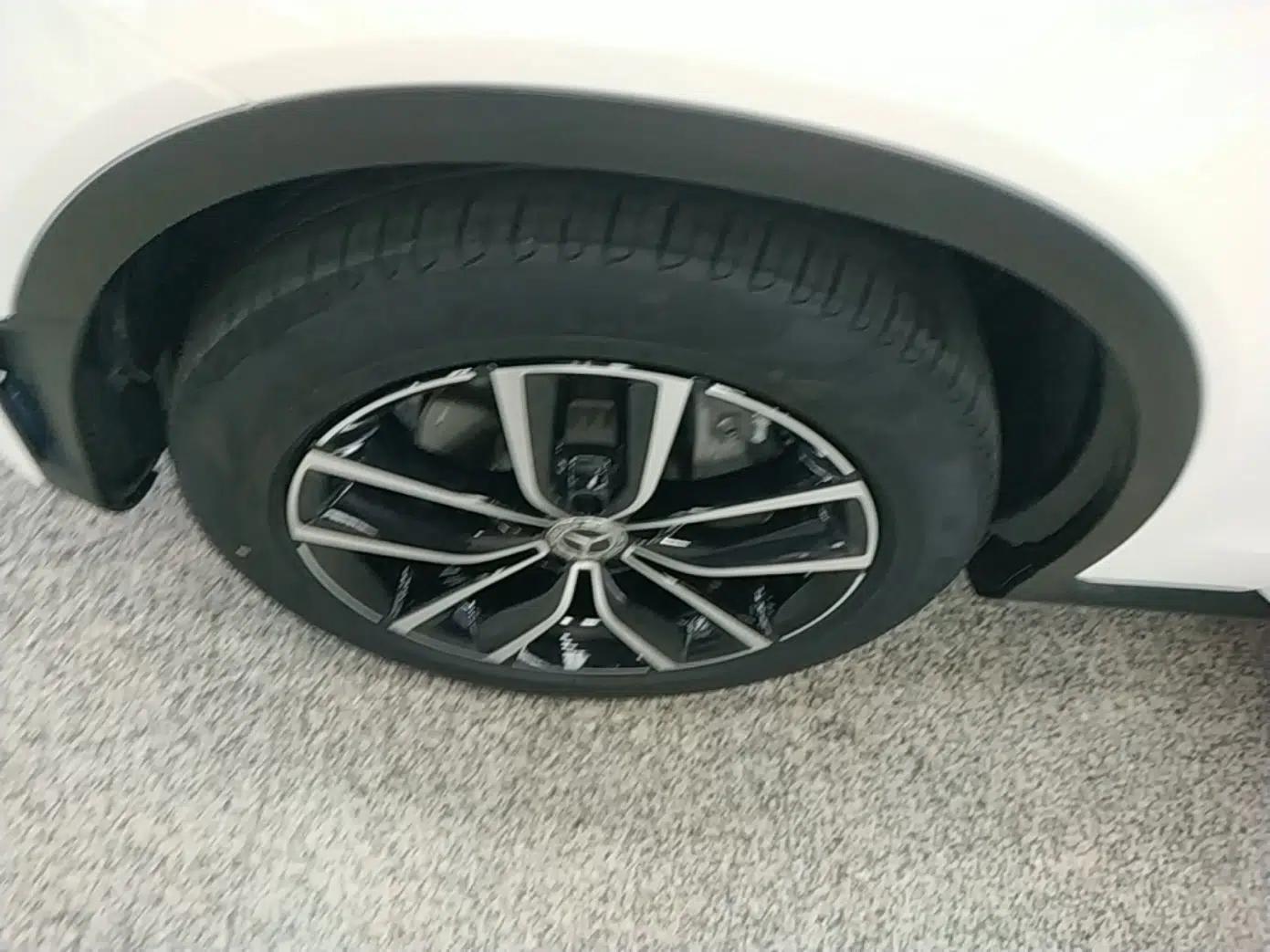 Mercedes-Benz GLC 2021 GLC 260 L 4MATIC Luxury Model — миниатюра 10