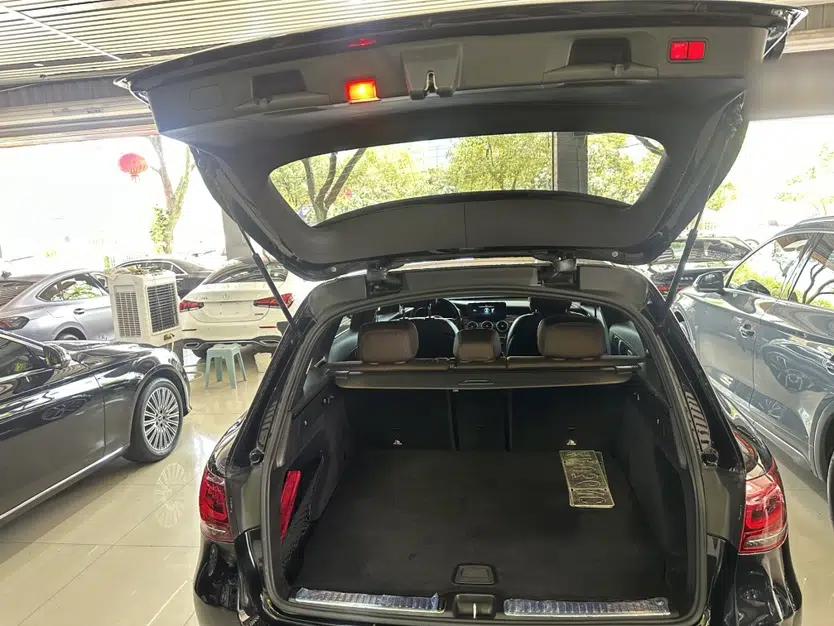 Mercedes-Benz GLC 2021 GLC 300 L 4MATIC Dynamic Model — миниатюра 17