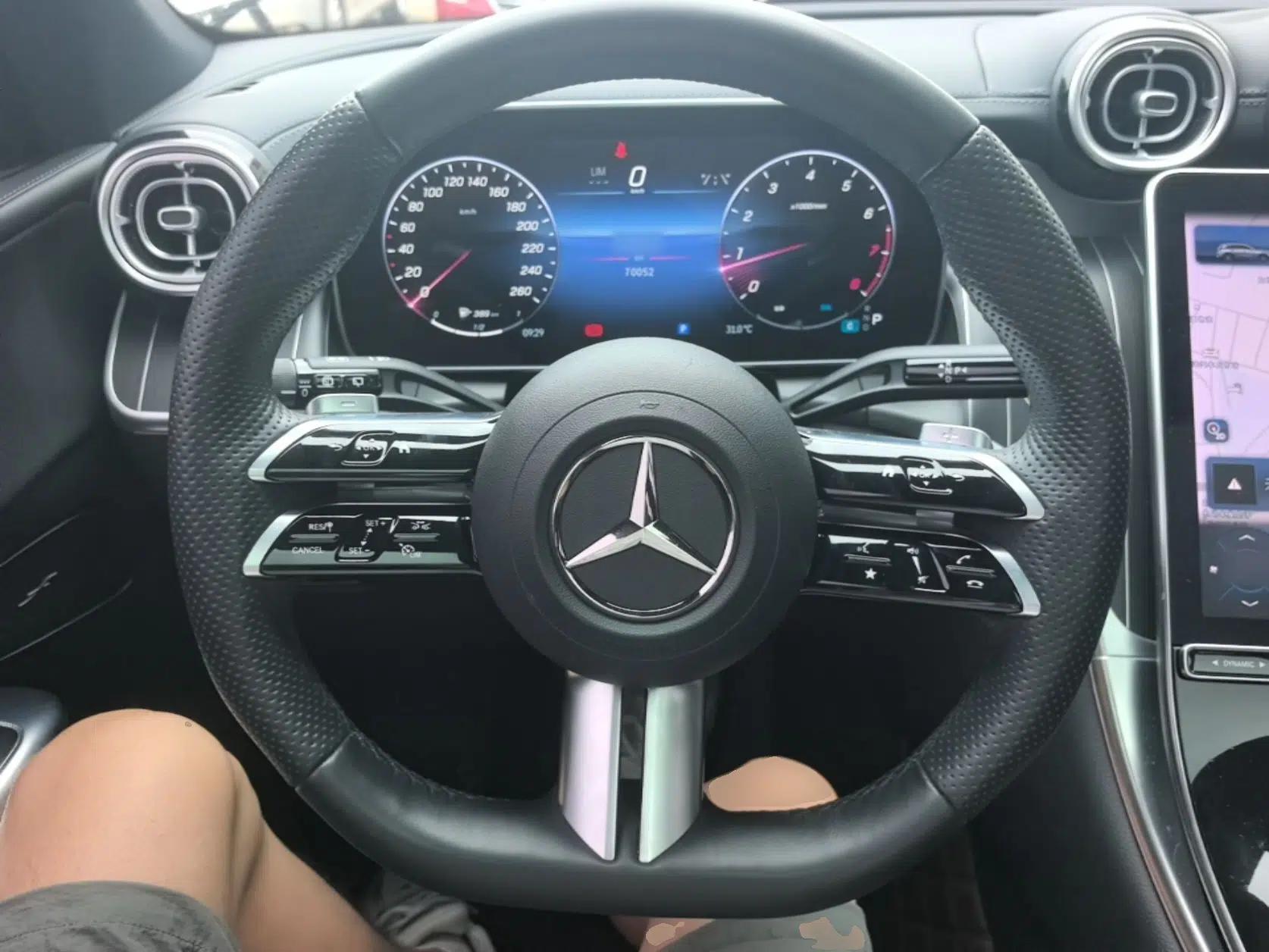 Mercedes-Benz GLC 2023 GLC 260 L 4MATIC Luxury Model 5 Seats — миниатюра 18