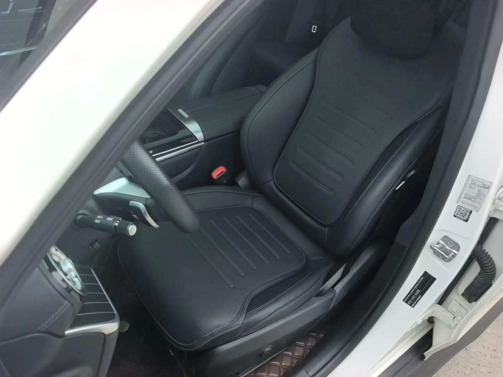 Mercedes-Benz GLC 2023 GLC 260 L 4MATIC Luxury Model 5 Seats — миниатюра 22
