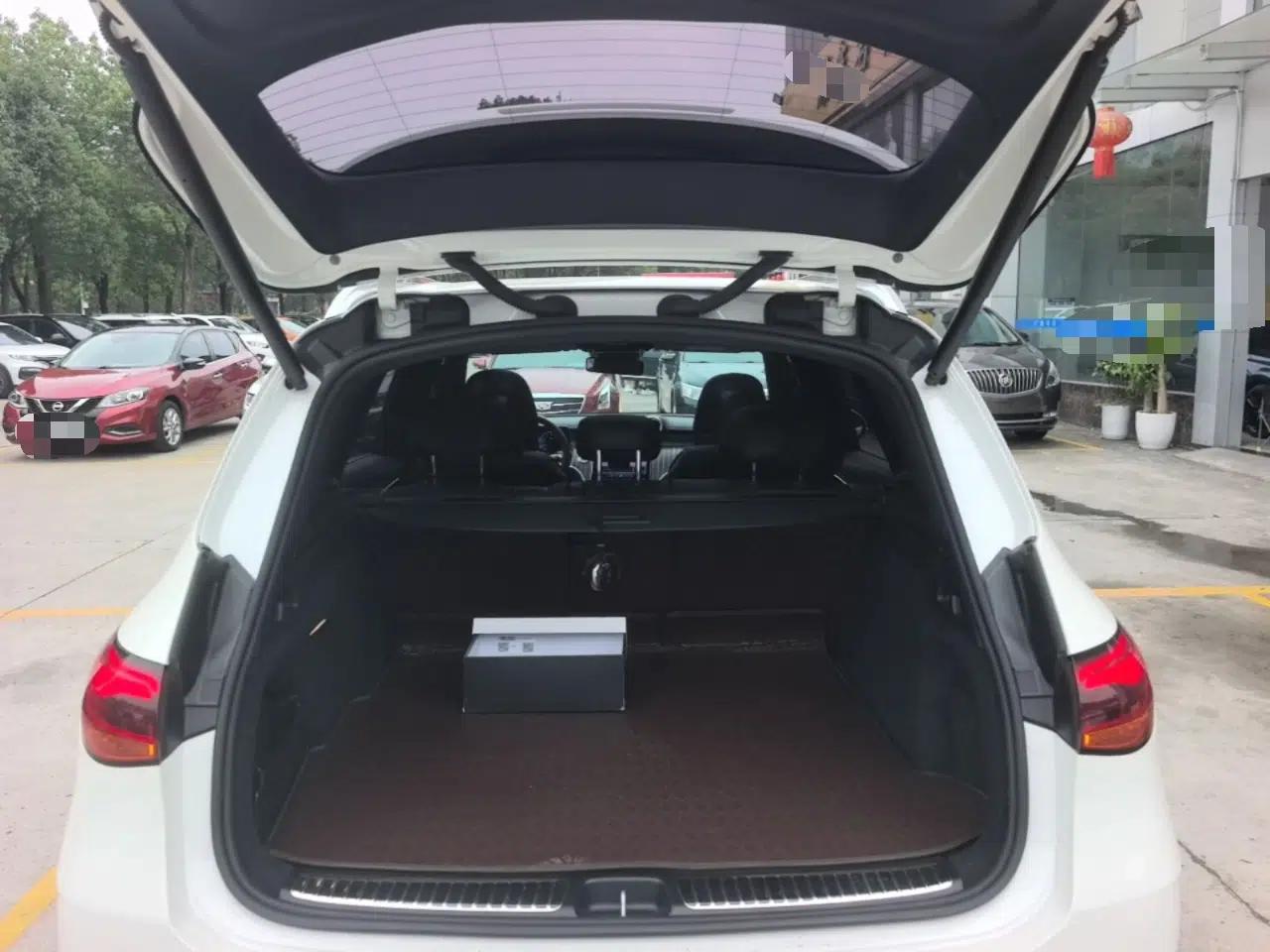 Mercedes-Benz GLC 2023 GLC 260 L 4MATIC Luxury Model 5 Seats — миниатюра 27