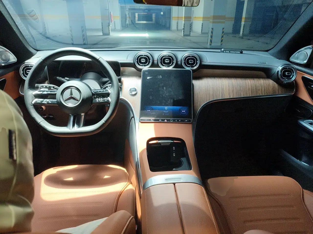Mercedes-Benz GLC 2025 Refreshed GLC 300 L 4MATIC Dynamic Version 5 Seats — миниатюра 9