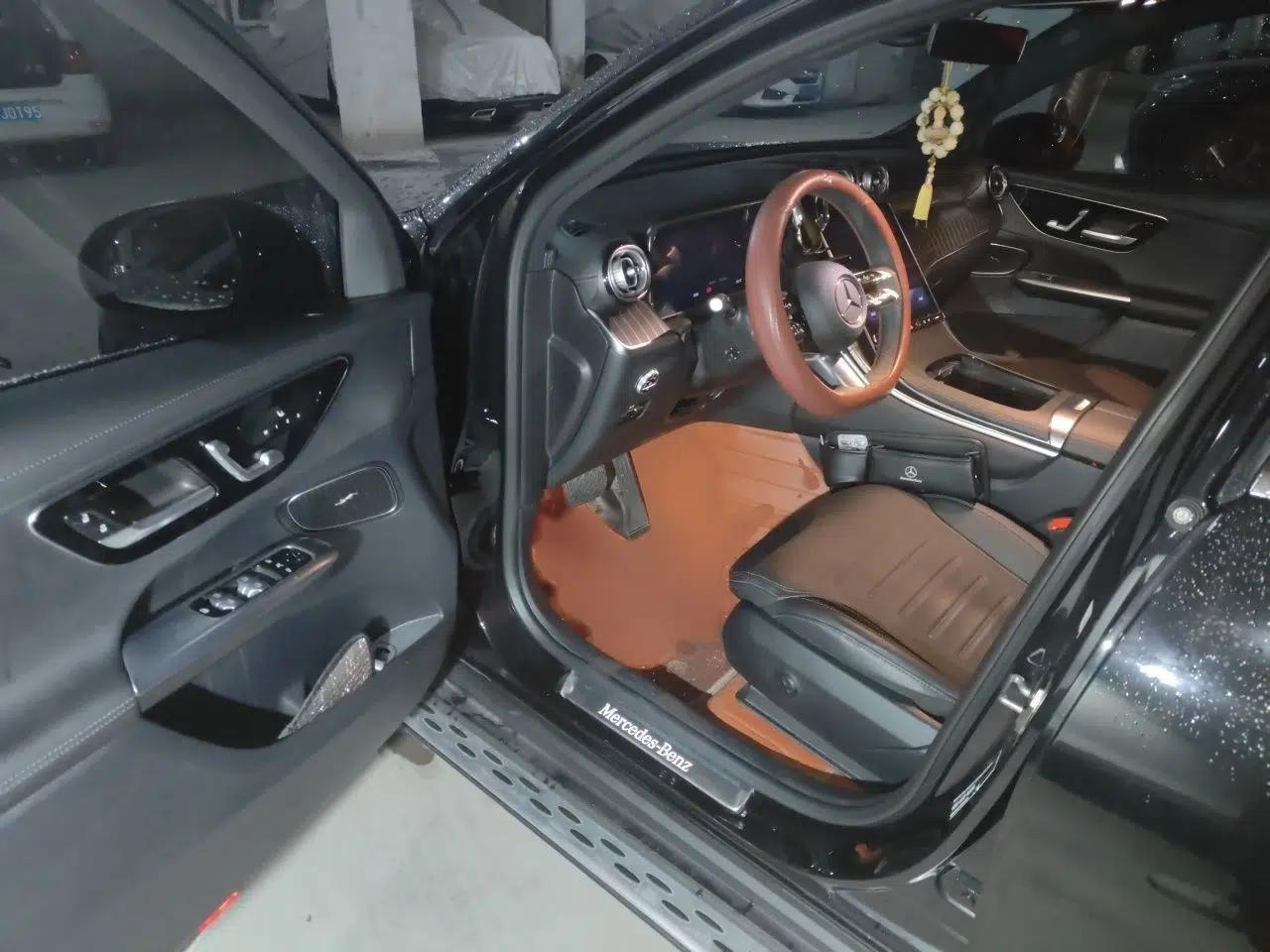 Mercedes-Benz GLC 2023 Facelift GLC 260 L 4MATIC Luxury Version 7-Seater — миниатюра 19