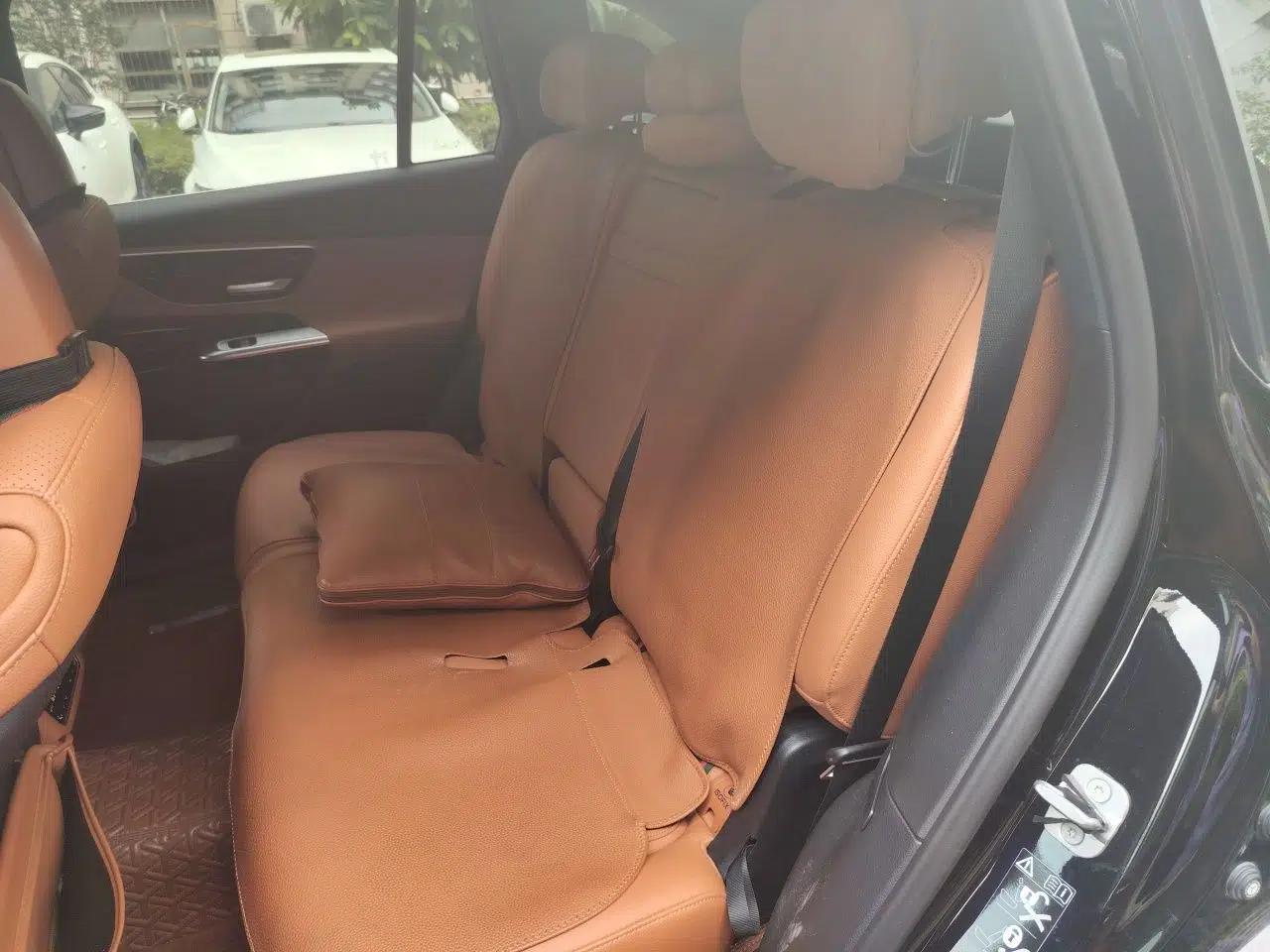 Mercedes-Benz GLC 2023 GLC 300 L 4MATIC Dynamic 7-Seater — миниатюра 17