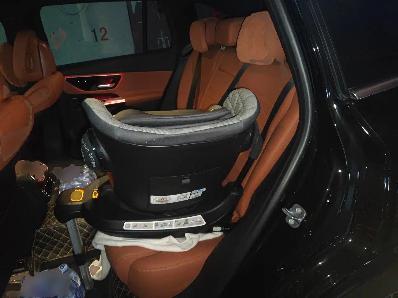 Mercedes-Benz GLC 2025 GLC 300 L 4MATIC Dynamic Model 5 Seats — миниатюра 17