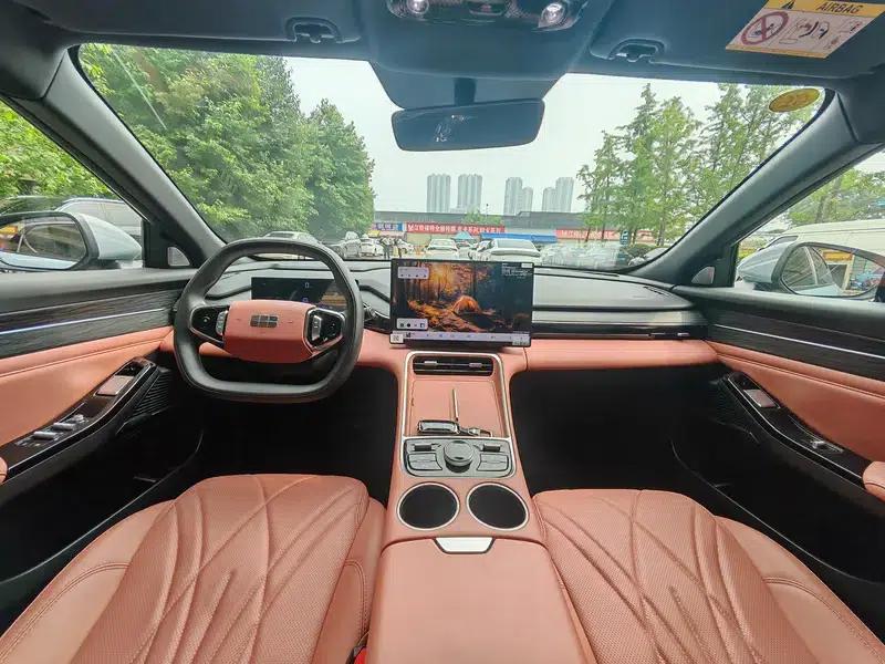 Galaxy L6 2025 1.5 EM-i DHT 60KM Starter Edition — миниатюра 7