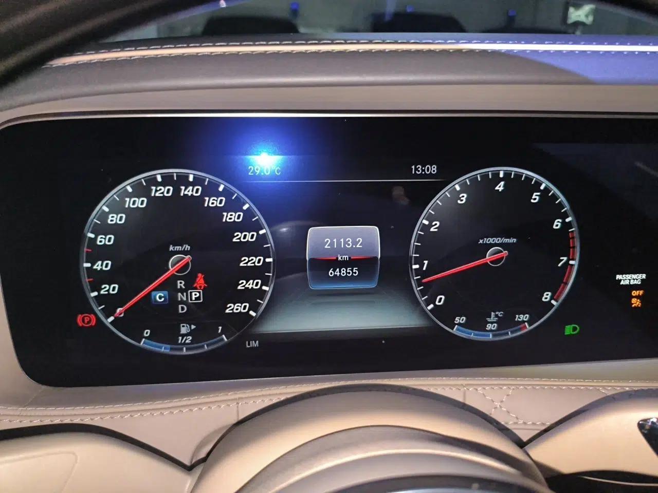 Mercedes-Benz Maybach S-Class 2019 S 680 Dual-Tone Collector's Edition — миниатюра 11
